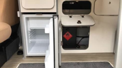 4 berth Volkswagen bus from 2019