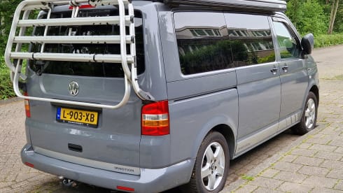Off-grid – VW-Campingbus für 4 Personen aus dem Jahr 2013