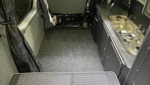 Bessy – Hochdach-Renault-Wohnmobil mit 3 Schlafplätzen