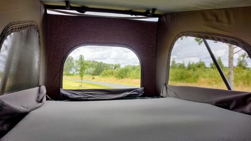 Black 2.5 TDI Multivan T5 Highline Camperbus