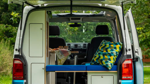Two-toner  – Bakker Bus camper 2 pers. two-toner / off-grid