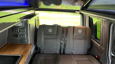 Volkswagen 2021 Transporter mit 4 Schlafplätzen