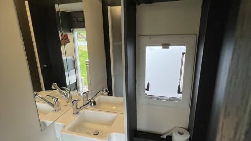 Sonnenschein  – Motorhome for 7 people