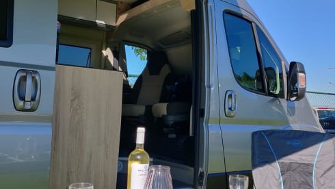 CamperVan 919 – Clever Vario Kids, 2 or 4 sleeping places, brand new, quiet engine!