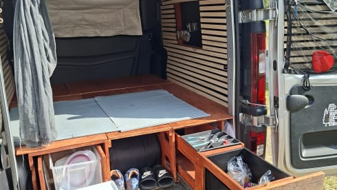 Snelle Jelle – 2016 4-person Fiat campervan