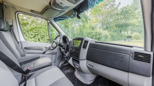 Oaki Doaki – 3p Volkswagen bus from 2025