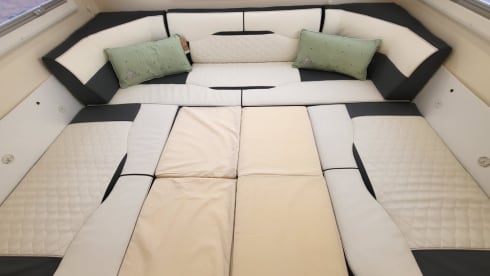 6 Berth, Ford Autoroller 746, Automatic Luxury