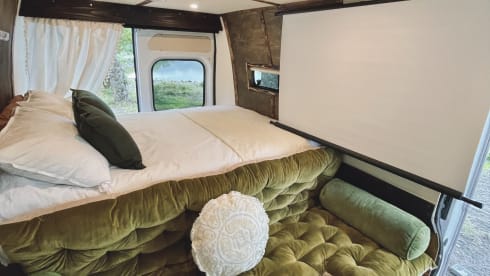 The Cosy Wee Pickle – Your Quirky Campervan Escape