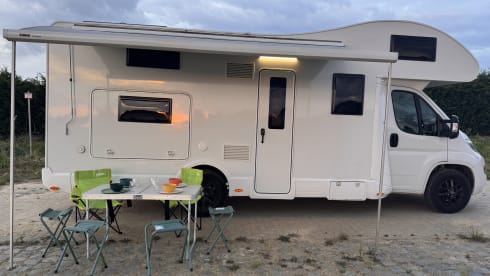 Pim  – 6p Rimor alcove uit 2024