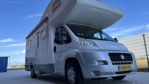 60.000 km – 6p Roller Team alcove uit 2013