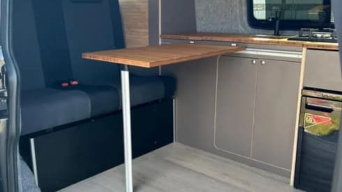 Free Your Mind  – Go on an adventure with this Volkswagen T6 Camper (2018)