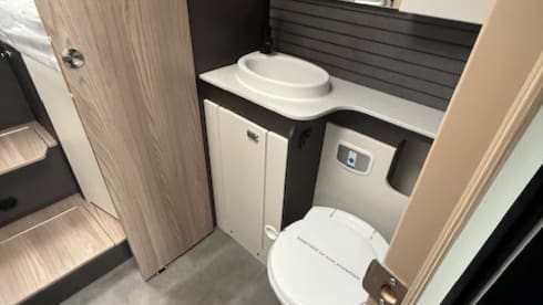 4 berth Swift bus from 2026