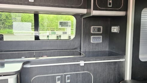 Pauletta – 4 berth Volkswagen campervan from 2013