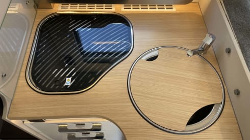 p Hymer semi-integrated from 2024