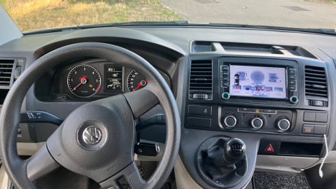 4p Volkswagen bus from 2014