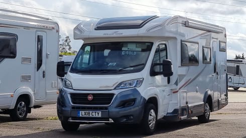 The Family One  – Spacious 6 berth automatic 2018 Roller Team motorhome