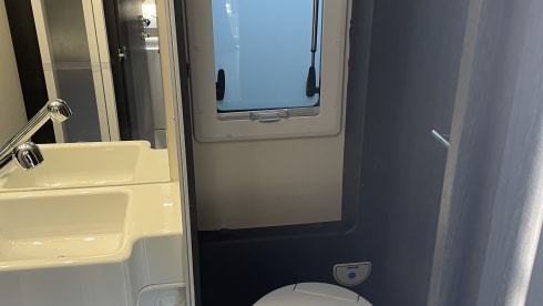 Marie-Louise – 6p Ford alcove from 2023