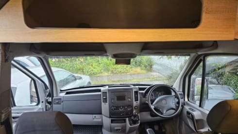Sprinterella – Off-Grid Mercedes Benz Sprinter - great spec