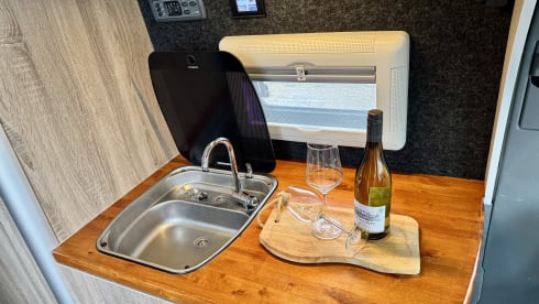 Joy Ride – 2p Volkswagen Crafter from 2010