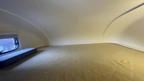 Journey cruiser – 5 berth ace adventurer from 2009 (7.5t - C1 license required)