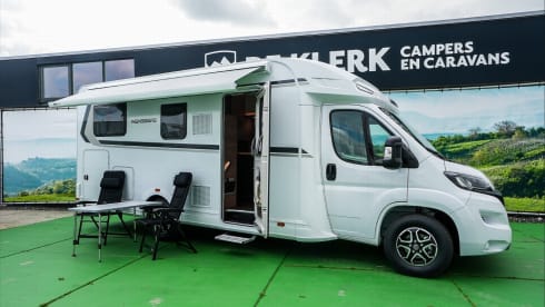 weins – Weinsberg CaraSuite 700 ME Automatic Very luxurious KM free!