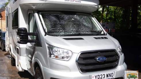 Elena – Luxus-Wohnmobil mit 6 Schlafplätzen