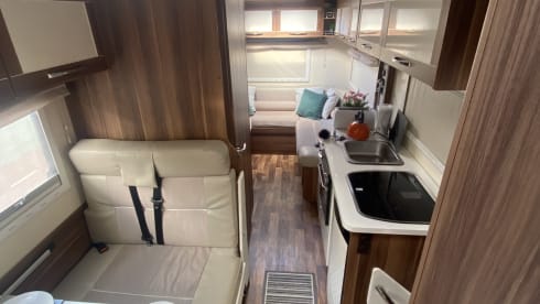 6 berth Roller Team alcove from 2017