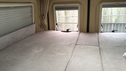 Bussy – Super cool bus camper che riporta la "libertà" a portata di mano!