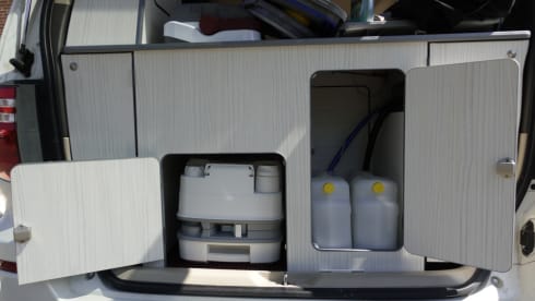 White Camper – Toyota Alphard Family Campervan for your Staycation