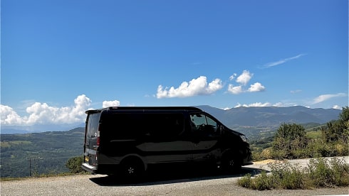 Taylor Trafic – **’Renault Trafic Sport Camper - 4 Birth**