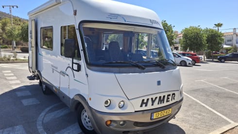 bart – 5p Hymer semi-integrated 