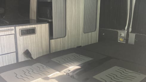 Ford Custom Campervan (4 berth)