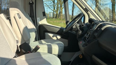 Duc – Beautiful light 2p Fiat bus from 2019