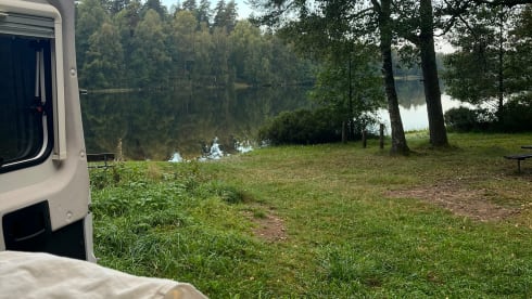 CC Coast Camper – Camper mieten: Weinsberg CaraTour mit Bad & Küche – perfekt für 2–3