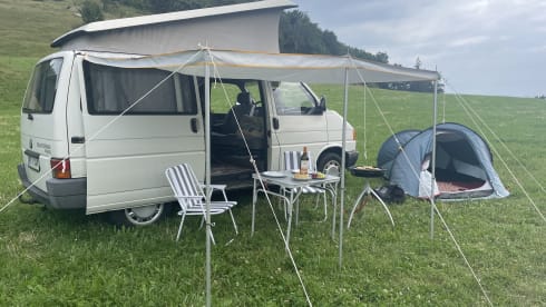 GO-CAMP 2 – Volkswagen t4 California from 1993