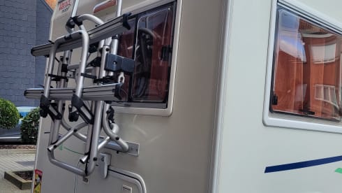 4p Chausson integrated uit 2005