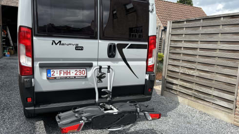 Willy – Cozy camper van to go on an adventure with!