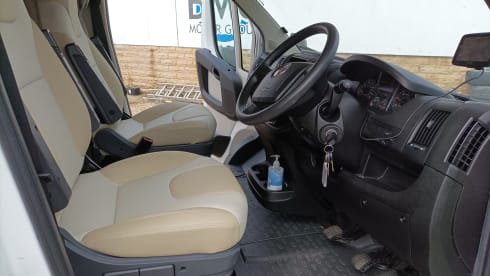 Fully comp insurance included in the price – 7 berth Rimor seal 9 2018