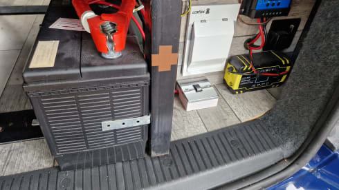 Vince – 4 berth Volkswagen campervan from 2011