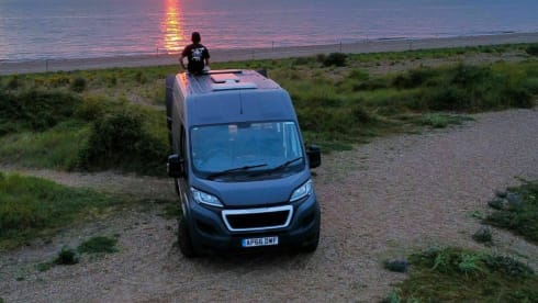 Zink outdoors  – 3 berth quirky camper 