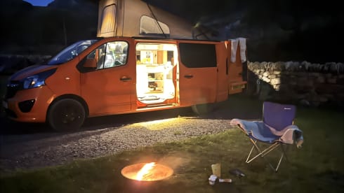 Foxy Phoenix  – 4 berth Volkswagen campervan from 2015
