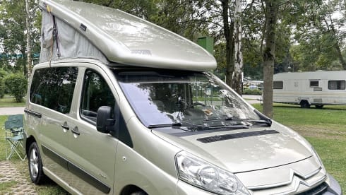 Good Wave - Adventure Vehicle