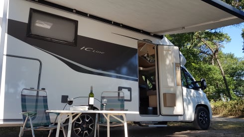 Fantastic luxury camper