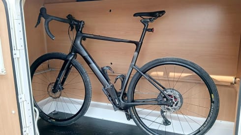 Giuliana – Camper 6 posti viaggio e 6 posti letto