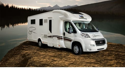 MC Louis MC4 Sovereign – Beautiful fully equipped MC Louis camper ready to leave