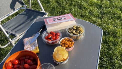 Wielen_huisje – 4p Volkswagen campervan uit 2015