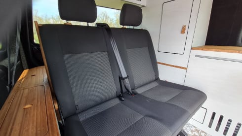 Volkswagen || 4x4 || Off grid || Bus camper