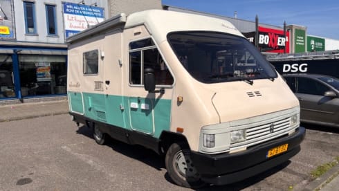 Le voyageur – 4p Peugeot integrated uit 1993