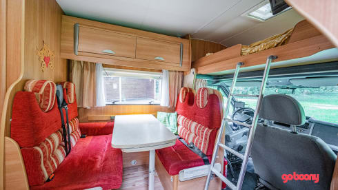  Chausson Flash 03 – Comfortable family camper with bunk beds