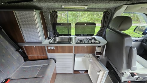 Keep it Simple – Volkswagen camper van from 2004